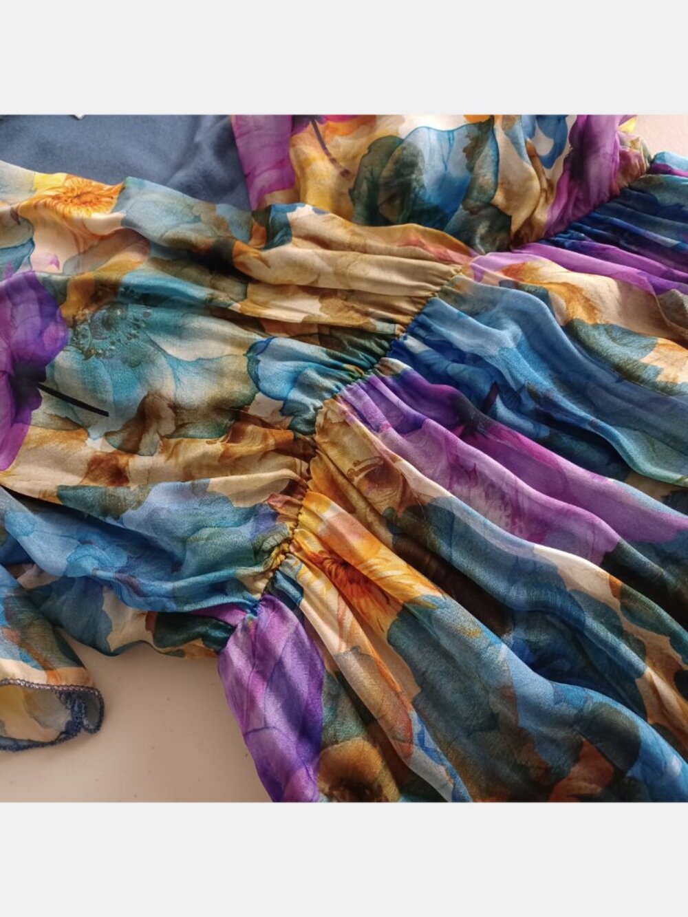 Le Ragazze Silk-Blend Floral-Watercolour Flutter Sleeve Maxi Dress (M) - Picture 5 of 16